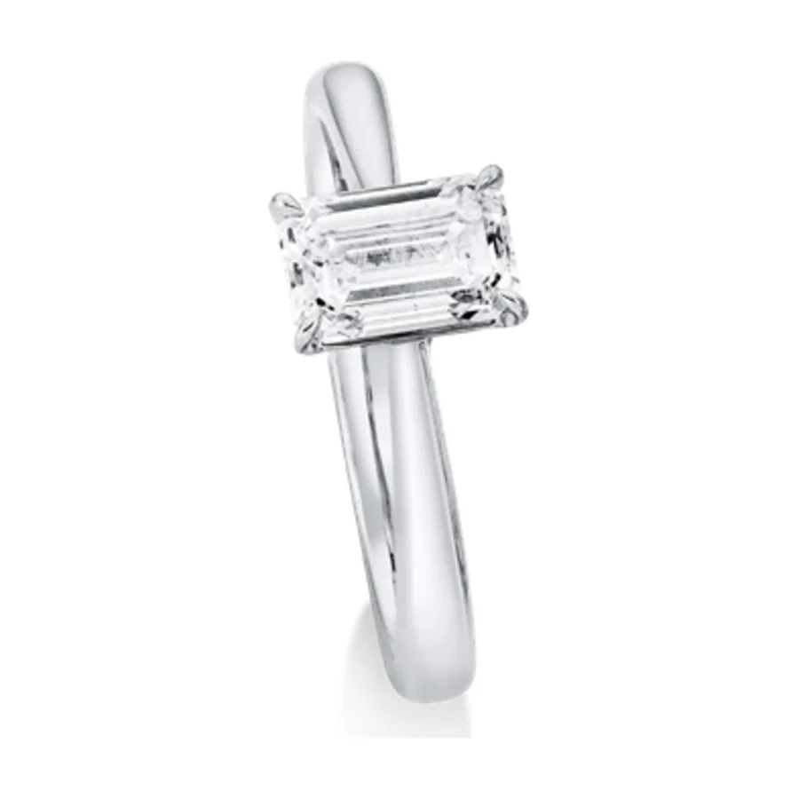 Smaragdcsiszolású solitaire gyűrű, 1,00 ct smaragd